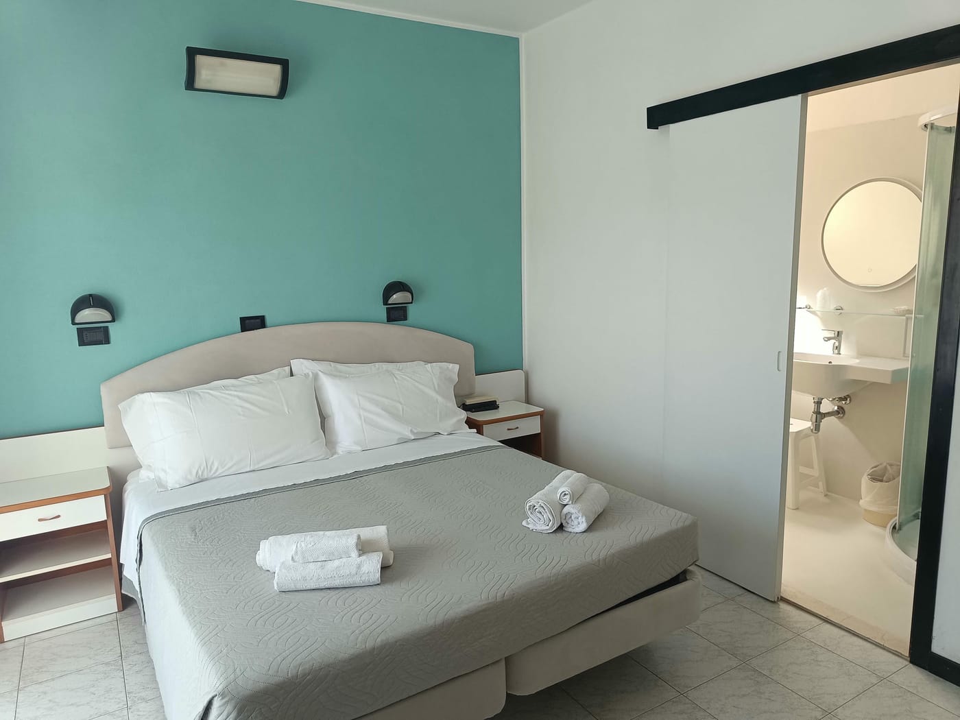 Camera Comfort, letto matrimoniale