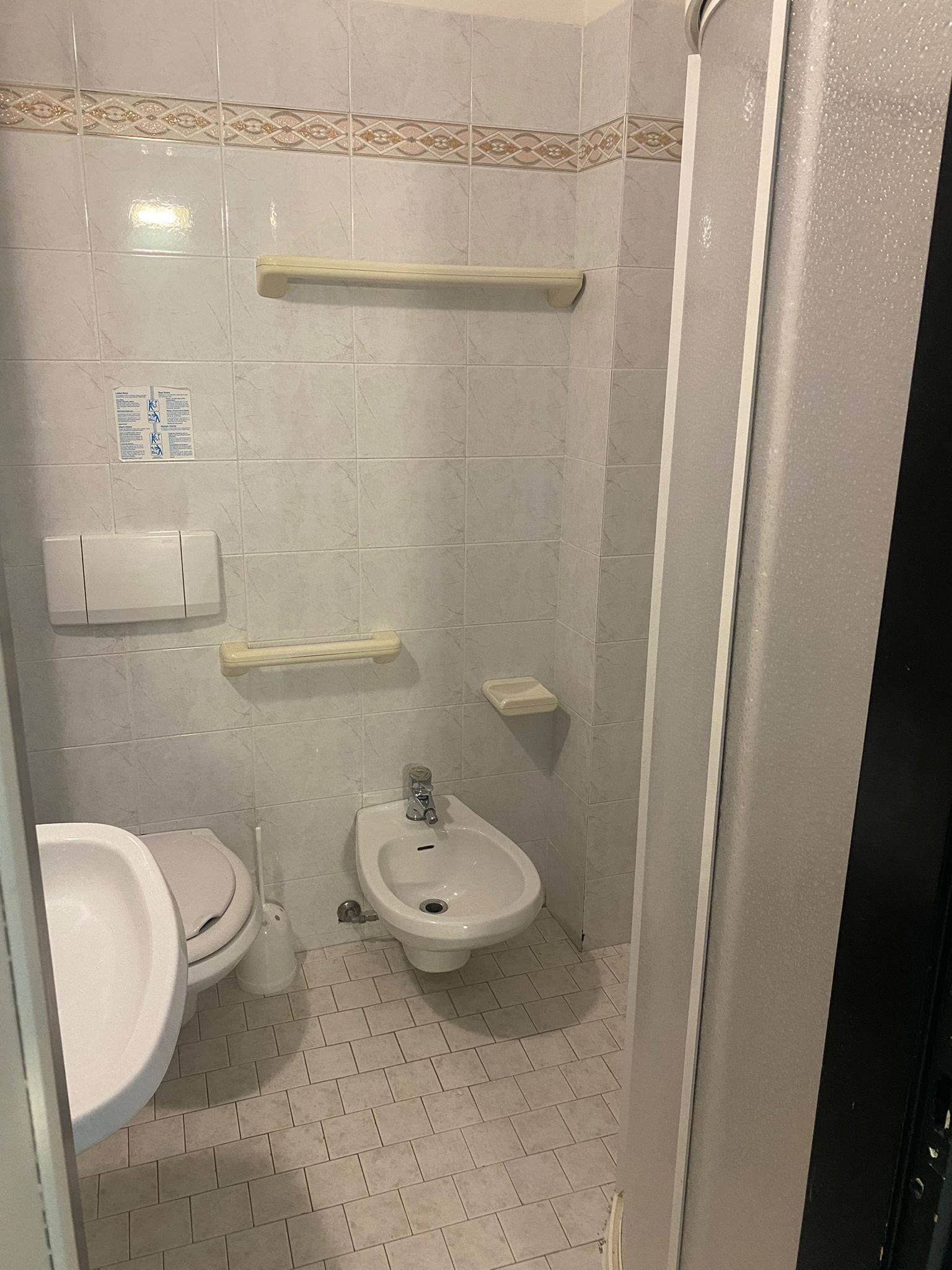 Bagno camera Economy